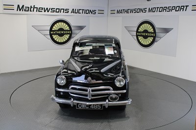 Lot 302 - 1954 VAUXHALL VELOX