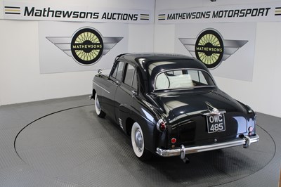 Lot 302 - 1954 VAUXHALL VELOX