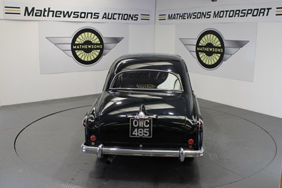 Lot 302 - 1954 VAUXHALL VELOX