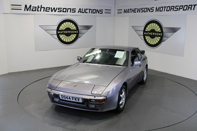 Lot 299 - 1987 PORSCHE 944 AUTO