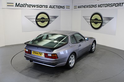 Lot 299 - 1987 PORSCHE 944 AUTO