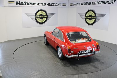Lot 252 - 1970 MG B GT