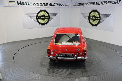 Lot 252 - 1970 MG B GT