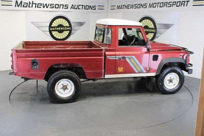 Lot 290 - 2010 LAND ROVER DEFENDER 110 HCPU TD