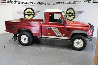 Lot 290 - 2010 LAND ROVER DEFENDER 110 HCPU TD