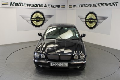 Lot 262 - 2005 JAGUAR XJ8 V8 SPORT AUTO
