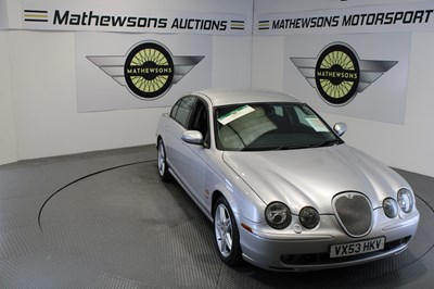 Lot 266 - 2004 JAGUAR S-TYPE V8 R AUTO