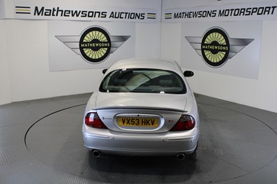 Lot 266 - 2004 JAGUAR S-TYPE V8 R AUTO