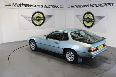 Lot 390 - 1985 PORSCHE 924