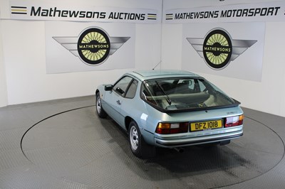 Lot 390 - 1985 PORSCHE 924