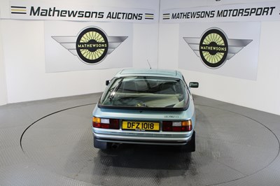 Lot 390 - 1985 PORSCHE 924