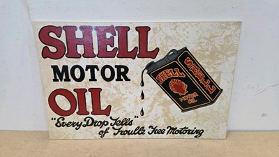 Lot 161 - WOODEN HAND PAINTED SHELL MOTOR OIL SIGN 27.5" X18"
