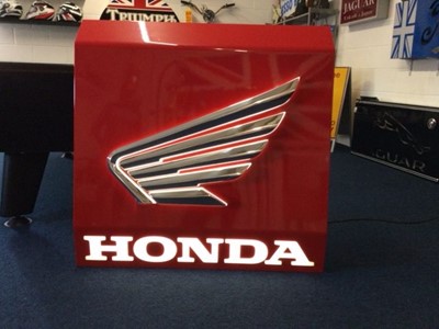 Lot 393 - LARGE ORIGINAL HONDA DEALER LIGHTBOX