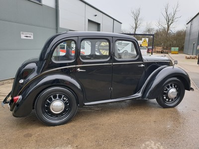 Lot 164 - 1948 MORRIS 8 SERIES E