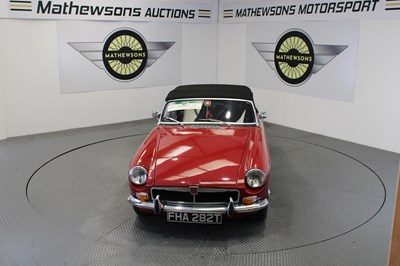 Lot 470 - 1979 MG B