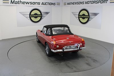Lot 470 - 1979 MG B