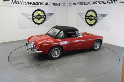 Lot 470 - 1979 MG B