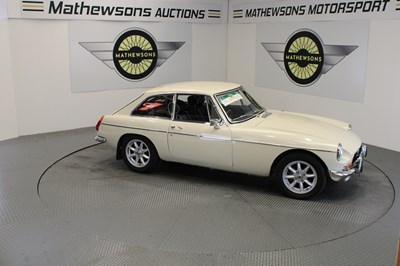 Lot 484 - 1972 MG B GT