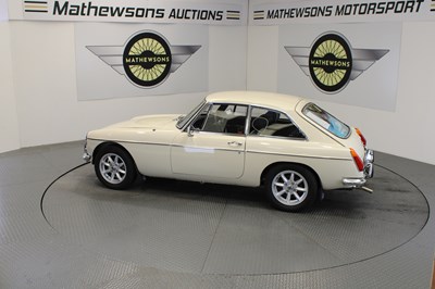 Lot 484 - 1972 MG B GT