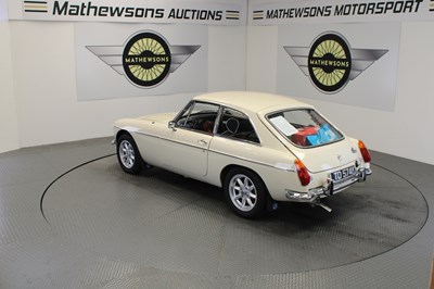 Lot 484 - 1972 MG B GT