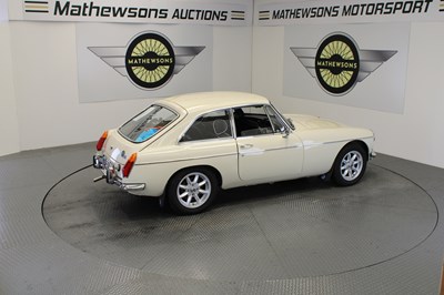 Lot 484 - 1972 MG B GT
