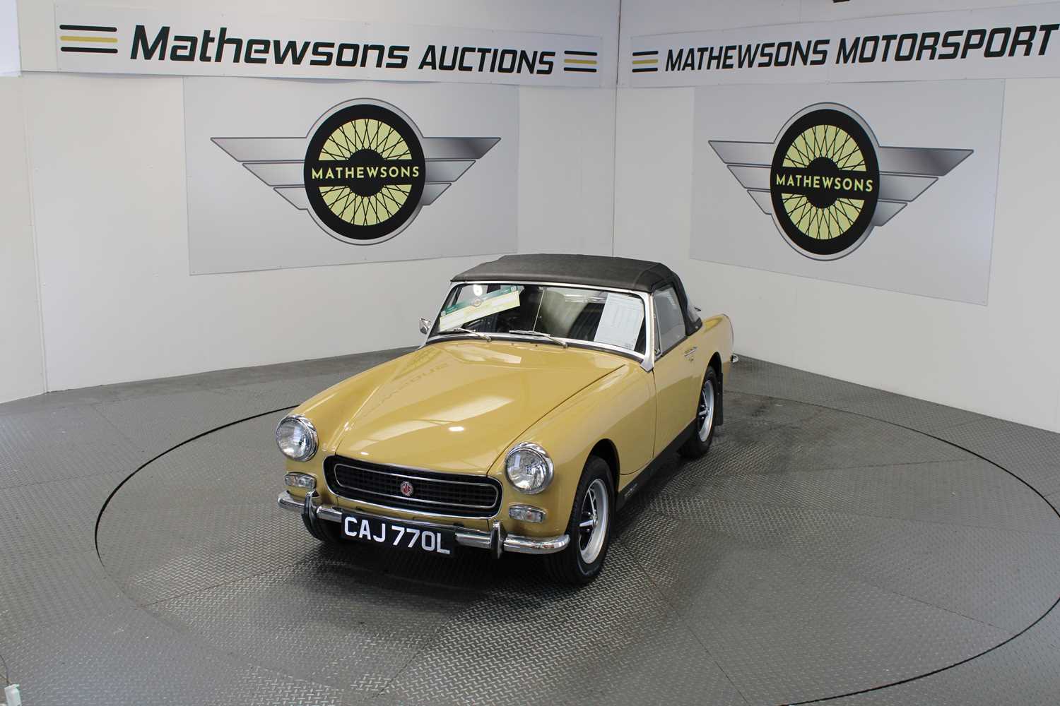 Lot 492 - 1972 MG MIDGET