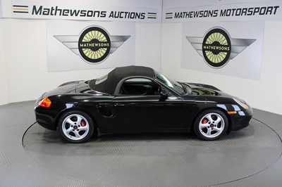 Lot 554 - 2000 PORSCHE BOXSTER S
