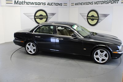 Lot 552 - 2006 JAGUAR XJ EXECUTIVE TDVI AUTO