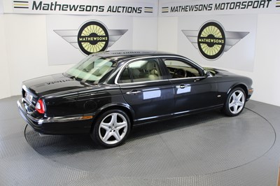 Lot 552 - 2006 JAGUAR XJ EXECUTIVE TDVI AUTO