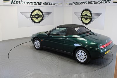 Lot 587 - 1997 ALFA ROMEO SPIDER T SPARK 16 V