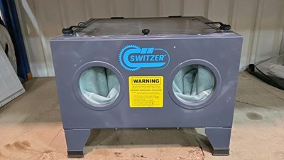 Lot 713 - SWITZER SAND BLASTING CABINET