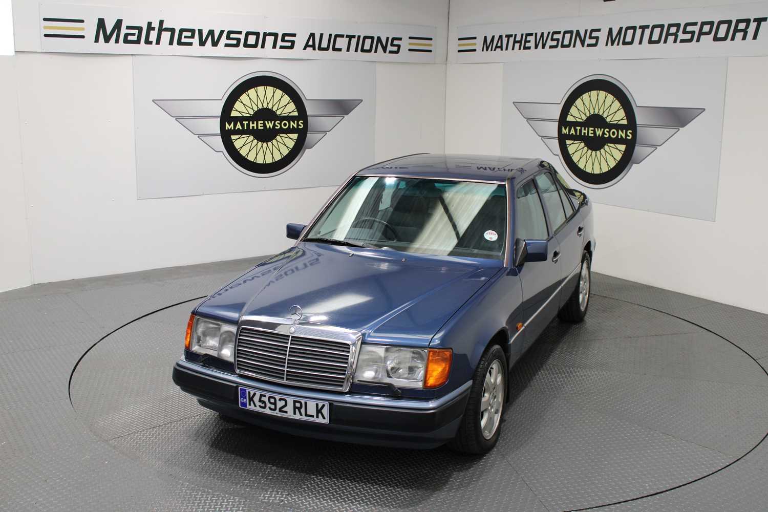 1993 MERCEDES 280 E AUTO