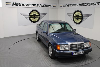 Lot 388 - 1993 MERCEDES 280 E AUTO