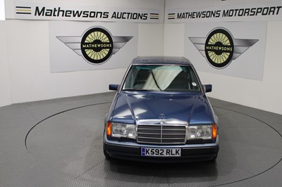 Lot 388 - 1993 MERCEDES 280 E AUTO