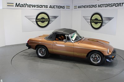 Lot 586 - 1981 MG B