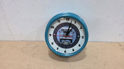 Lot 707 - LAND ROVER STYLE WALL CLOCK 9"
