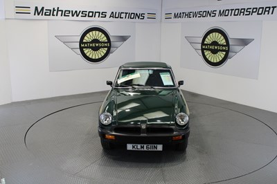 Lot 434 - 1975 MG B GT