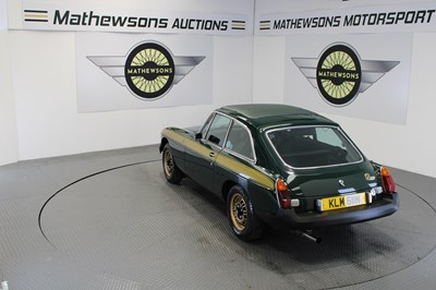 Lot 434 - 1975 MG B GT