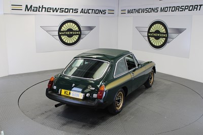 Lot 434 - 1975 MG B GT