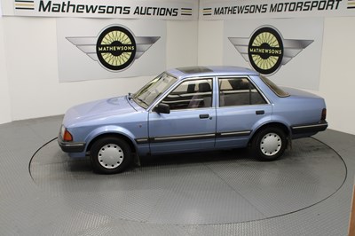 Lot 620 - 1985 FORD ORION GHIA AUTO
