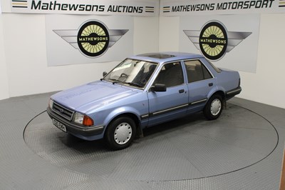 Lot 620 - 1985 FORD ORION GHIA AUTO