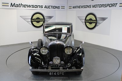 Lot 676 - 1938 BENTLEY 4 1/4 LITRE PILLAR-LESS SALOON