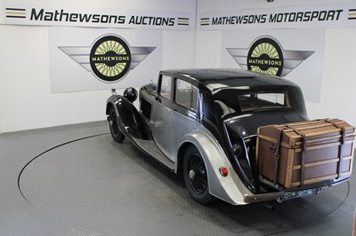 Lot 676 - 1938 BENTLEY 4 1/4 LITRE PILLAR-LESS SALOON