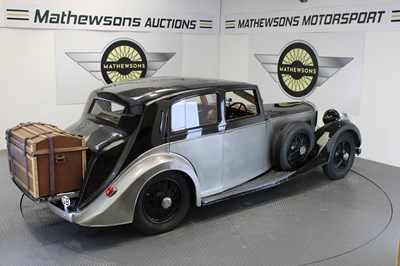Lot 676 - 1938 BENTLEY 4 1/4 LITRE PILLAR-LESS SALOON