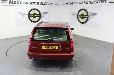 Lot 670 - 2000 VOLVO V70 CLASSIC AUTO