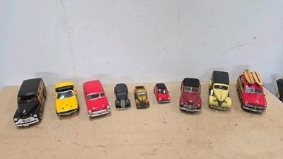Lot 273 - BOX OF MOSTLY 1/18 SCALE MODELS