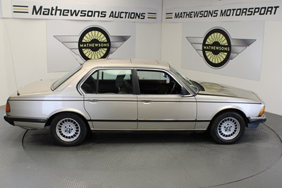 Lot 652 - 1985 BMW 735 I SE AUTO