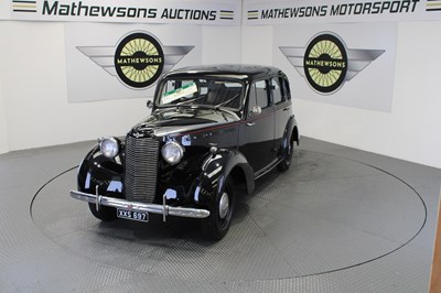 Lot 732 - 1948 VAUXHALL 14J