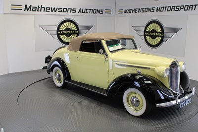 Lot 776 - 1938 CHRYSLER COUPE