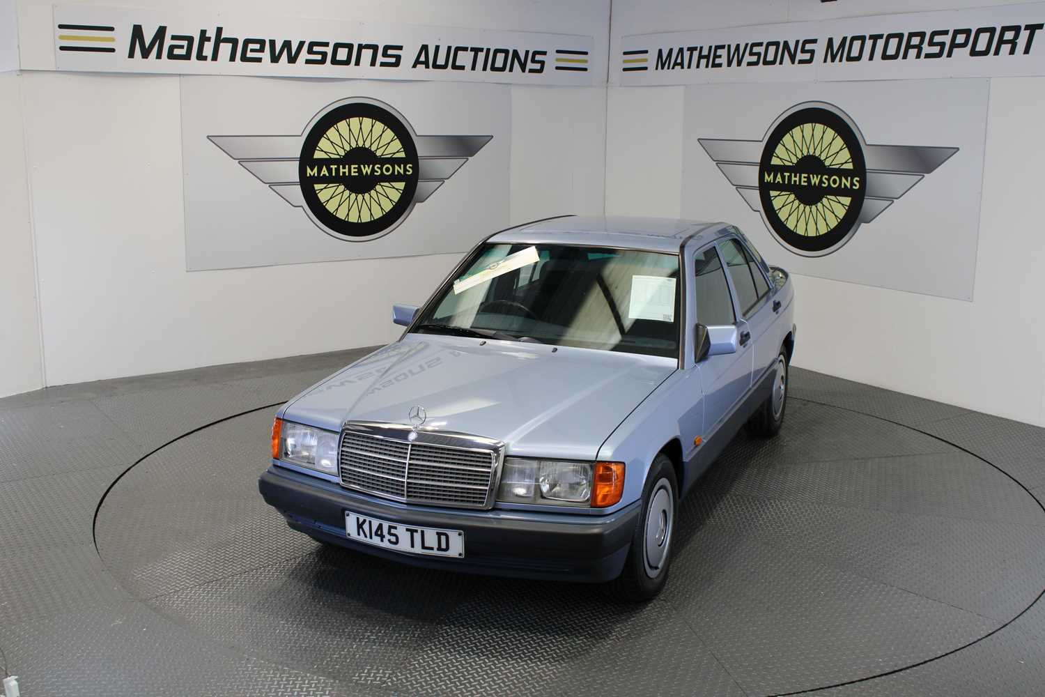 1992 MERCEDES 190E AUTO